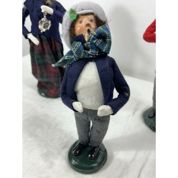 Vintage Lot of 6 Byers’ Choice Carolers Handcrafted Christmas 1985–2004 - Picture 9 of 16